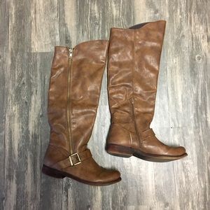 8.5 Carlos Santana Knee-High Boots